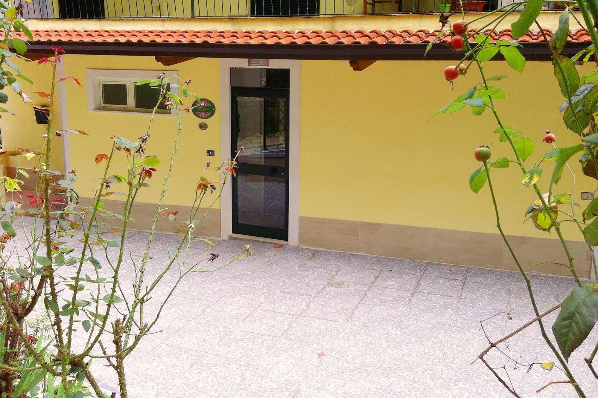 Il Roseto Bed & Breakfast Frosinone Eksteriør bilde