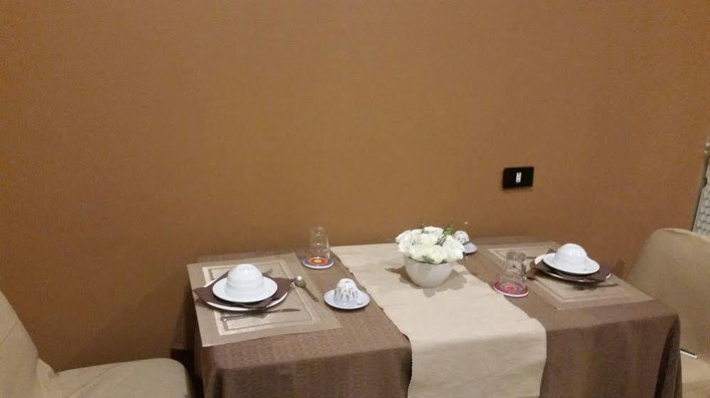 Il Roseto Bed & Breakfast Frosinone Eksteriør bilde
